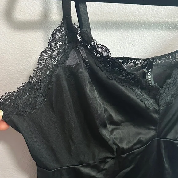 torrid Black Lace Trim Satin Slip - Picture 4 of 13